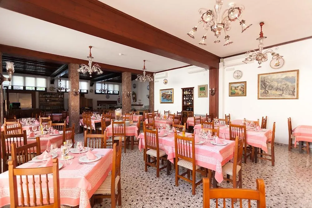 Hotel El Guia Soller 4*,